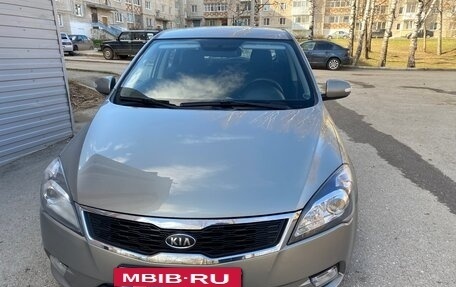 KIA cee'd I рестайлинг, 2010 год, 880 000 рублей, 5 фотография