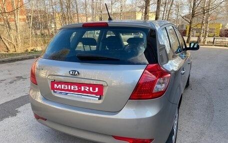 KIA cee'd I рестайлинг, 2010 год, 880 000 рублей, 11 фотография