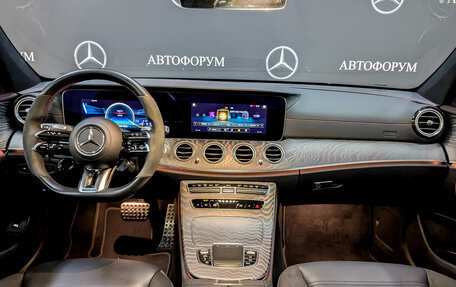Mercedes-Benz E-Класс AMG, 2021 год, 8 800 000 рублей, 13 фотография