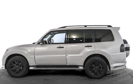 Mitsubishi Pajero IV, 2019 год, 3 700 000 рублей, 8 фотография