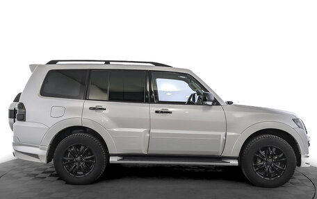 Mitsubishi Pajero IV, 2019 год, 3 700 000 рублей, 4 фотография