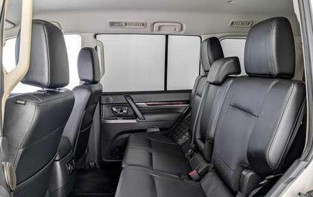 Mitsubishi Pajero IV, 2019 год, 3 700 000 рублей, 12 фотография