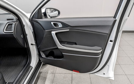 KIA XCeed I, 2021 год, 2 220 000 рублей, 23 фотография