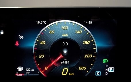 Mercedes-Benz A-Класс, 2018 год, 2 300 000 рублей, 18 фотография