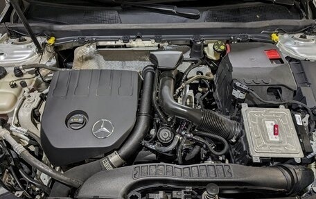 Mercedes-Benz A-Класс, 2018 год, 2 300 000 рублей, 11 фотография