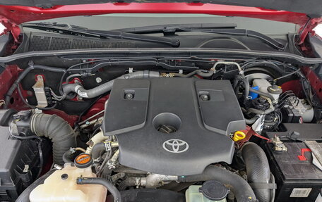 Toyota Hilux VIII, 2018 год, 3 500 000 рублей, 9 фотография
