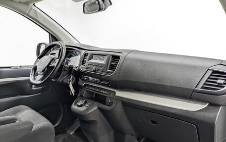 Peugeot Traveller I, 2020 год, 3 280 000 рублей, 11 фотография