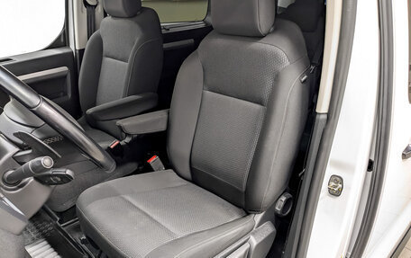 Peugeot Traveller I, 2020 год, 3 280 000 рублей, 21 фотография