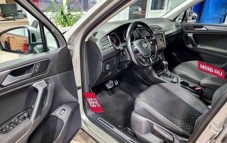 Volkswagen Tiguan II, 2018 год, 1 850 000 рублей, 6 фотография