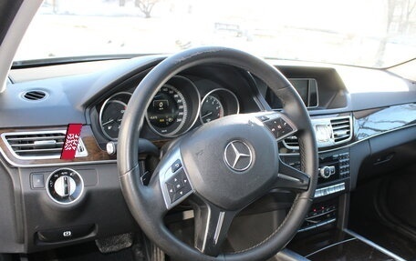 Mercedes-Benz E-Класс, 2014 год, 1 690 000 рублей, 19 фотография