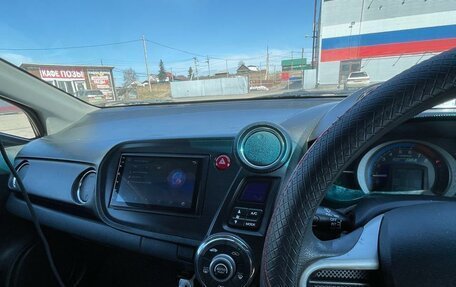 Honda Insight II рестайлинг, 2010 год, 665 000 рублей, 5 фотография