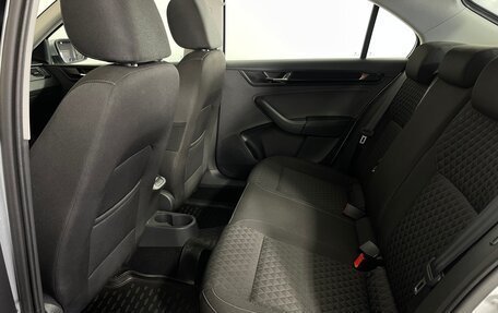 Skoda Rapid I, 2017 год, 1 205 000 рублей, 28 фотография