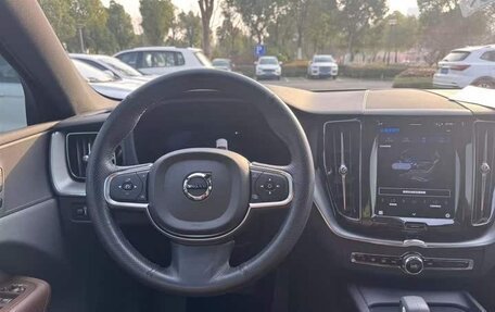 Volvo XC60 II, 2022 год, 2 545 000 рублей, 10 фотография