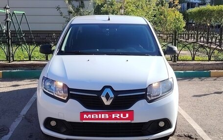 Renault Logan II, 2016 год, 990 000 рублей, 11 фотография