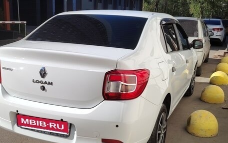 Renault Logan II, 2016 год, 990 000 рублей, 16 фотография