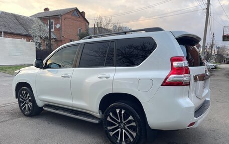 Toyota Land Cruiser Prado 150 рестайлинг 2, 2017 год, 5 150 000 рублей, 10 фотография