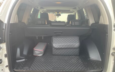 Toyota Land Cruiser Prado 150 рестайлинг 2, 2017 год, 5 150 000 рублей, 17 фотография