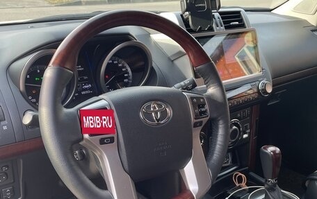 Toyota Land Cruiser Prado 150 рестайлинг 2, 2017 год, 5 150 000 рублей, 23 фотография