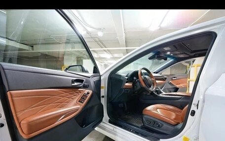 Toyota Avalon, 2018 год, 3 200 000 рублей, 6 фотография