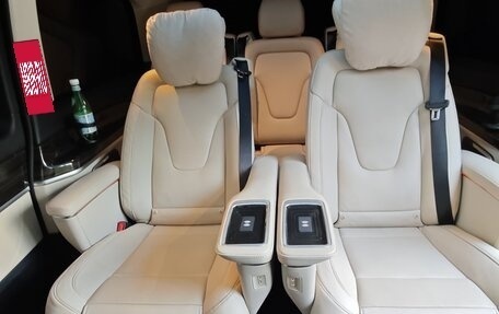 Mercedes-Benz V-Класс, 2021 год, 10 000 000 рублей, 18 фотография