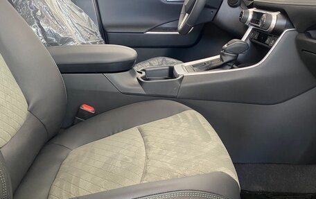 Toyota RAV4, 2025 год, 4 190 000 рублей, 16 фотография