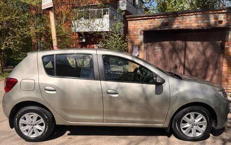 Renault Sandero II рестайлинг, 2019 год, 1 190 000 рублей, 4 фотография