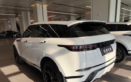 Land Rover Range Rover Evoque II, 2021 год, 3 040 000 рублей, 6 фотография