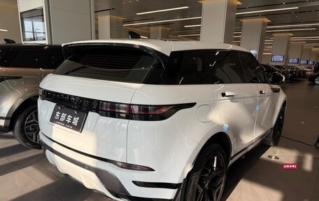 Land Rover Range Rover Evoque II, 2021 год, 3 040 000 рублей, 5 фотография