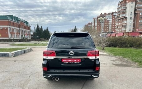 Toyota Land Cruiser 200, 2016 год, 6 600 000 рублей, 5 фотография