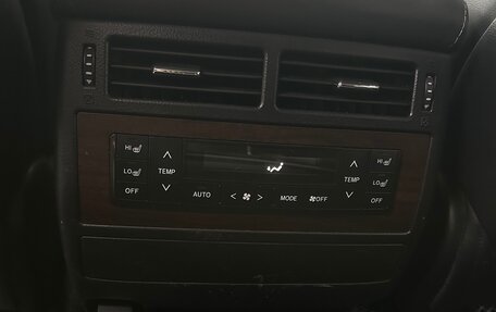 Toyota Land Cruiser 200, 2016 год, 6 600 000 рублей, 16 фотография