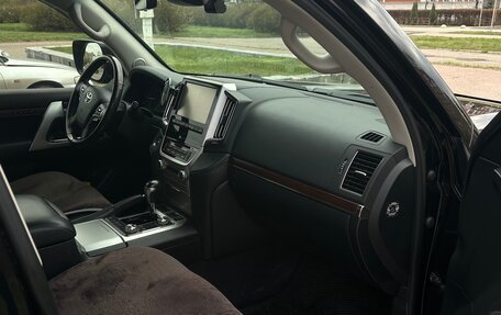 Toyota Land Cruiser 200, 2016 год, 6 600 000 рублей, 13 фотография