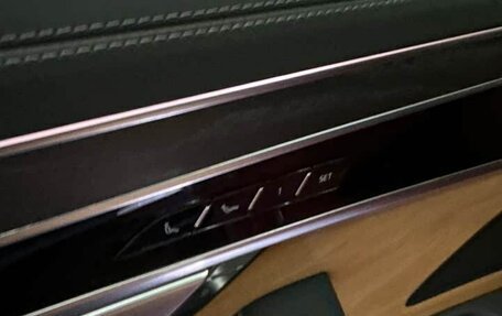 Audi A8, 2023 год, 10 000 000 рублей, 14 фотография
