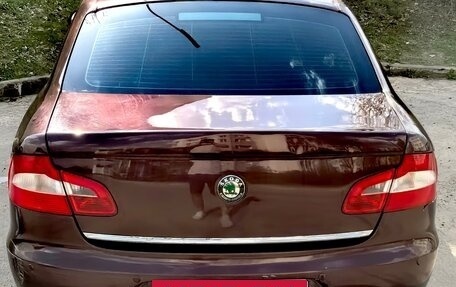 Skoda Superb III рестайлинг, 2010 год, 610 000 рублей, 3 фотография