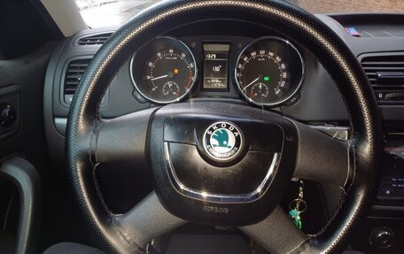 Skoda Yeti I рестайлинг, 2014 год, 1 200 000 рублей, 6 фотография