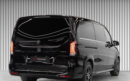 Mercedes-Benz V-Класс, 2024 год, 13 300 000 рублей, 2 фотография