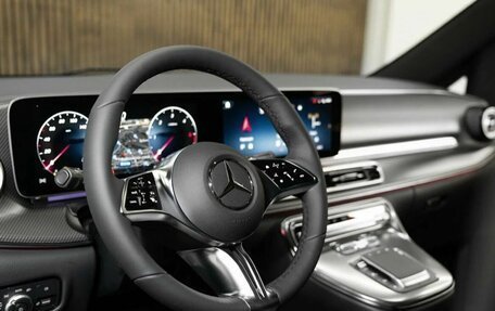 Mercedes-Benz V-Класс, 2024 год, 13 300 000 рублей, 5 фотография