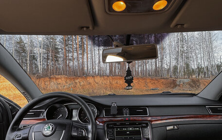 Skoda Superb III рестайлинг, 2010 год, 1 000 000 рублей, 14 фотография
