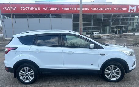 Ford Kuga III, 2017 год, 1 850 000 рублей, 3 фотография