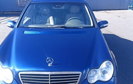 Mercedes-Benz C-Класс, 2003 год, 350 000 рублей, 2 фотография