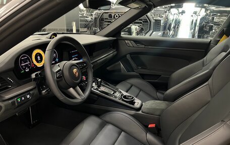 Porsche 911, 2025 год, 37 490 000 рублей, 23 фотография