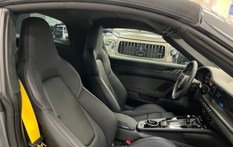 Porsche 911, 2025 год, 37 490 000 рублей, 27 фотография