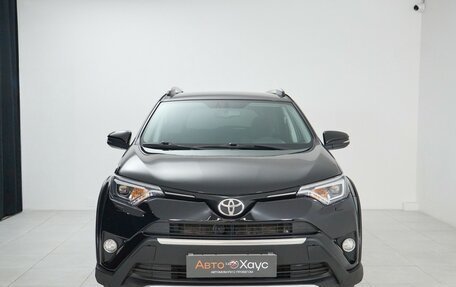Toyota RAV4, 2018 год, 2 535 000 рублей, 2 фотография