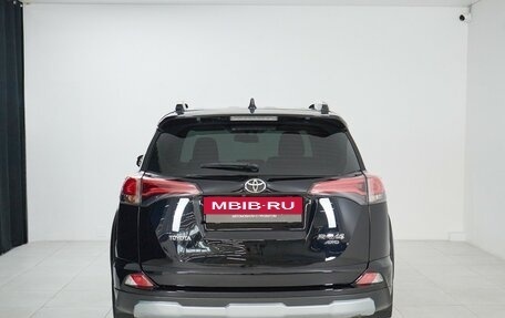 Toyota RAV4, 2018 год, 2 535 000 рублей, 6 фотография