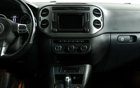 Volkswagen Tiguan I, 2016 год, 899 777 рублей, 14 фотография