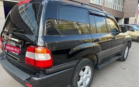 Toyota Land Cruiser 100 рестайлинг 2, 2006 год, 2 350 000 рублей, 8 фотография