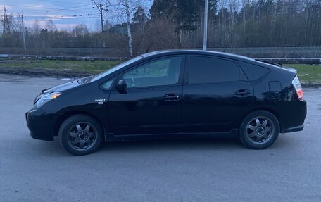 Toyota Prius, 2008 год, 830 000 рублей, 4 фотография