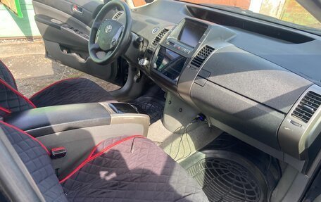 Toyota Prius, 2008 год, 830 000 рублей, 9 фотография