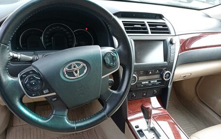 Toyota Camry, 2013 год, 1 820 000 рублей, 6 фотография