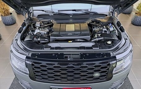 Land Rover Range Rover IV рестайлинг, 2019 год, 8 600 000 рублей, 11 фотография