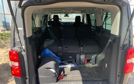 Peugeot Traveller I, 2021 год, 4 100 000 рублей, 11 фотография